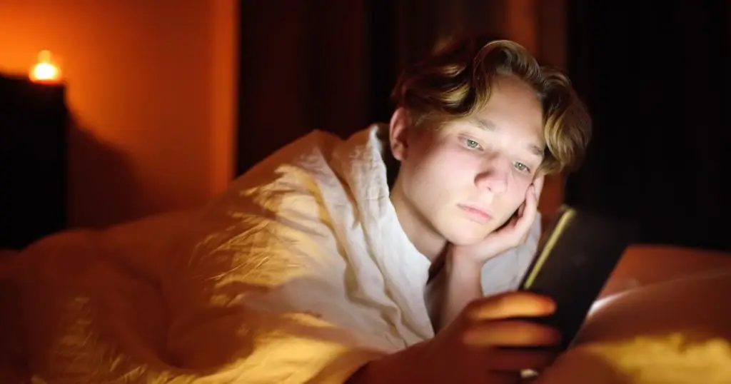 Social Media, Sleep, and Anxiety in Teens and Tweens